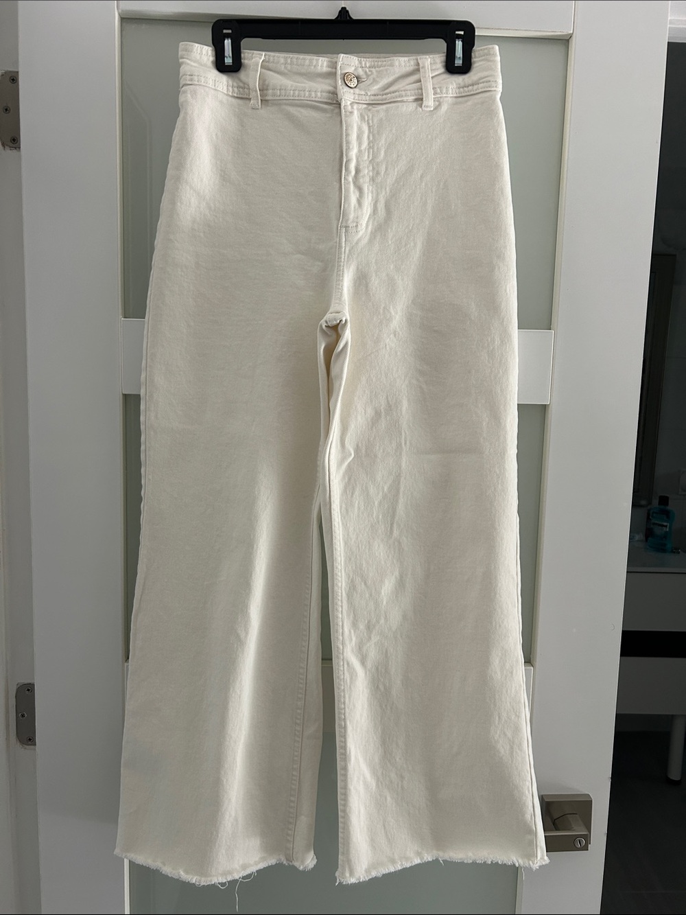 Mango Cream color High-Rise Jeans. Size 8. Wide leg. 27” inseam